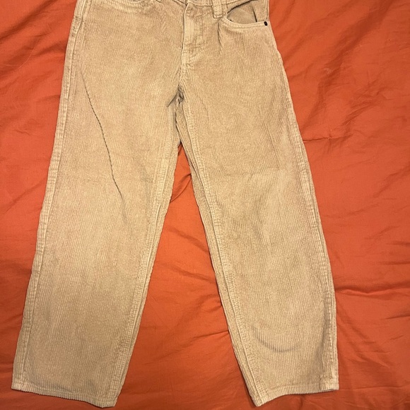 Boys empyre beige corduroys - Picture 2 of 4